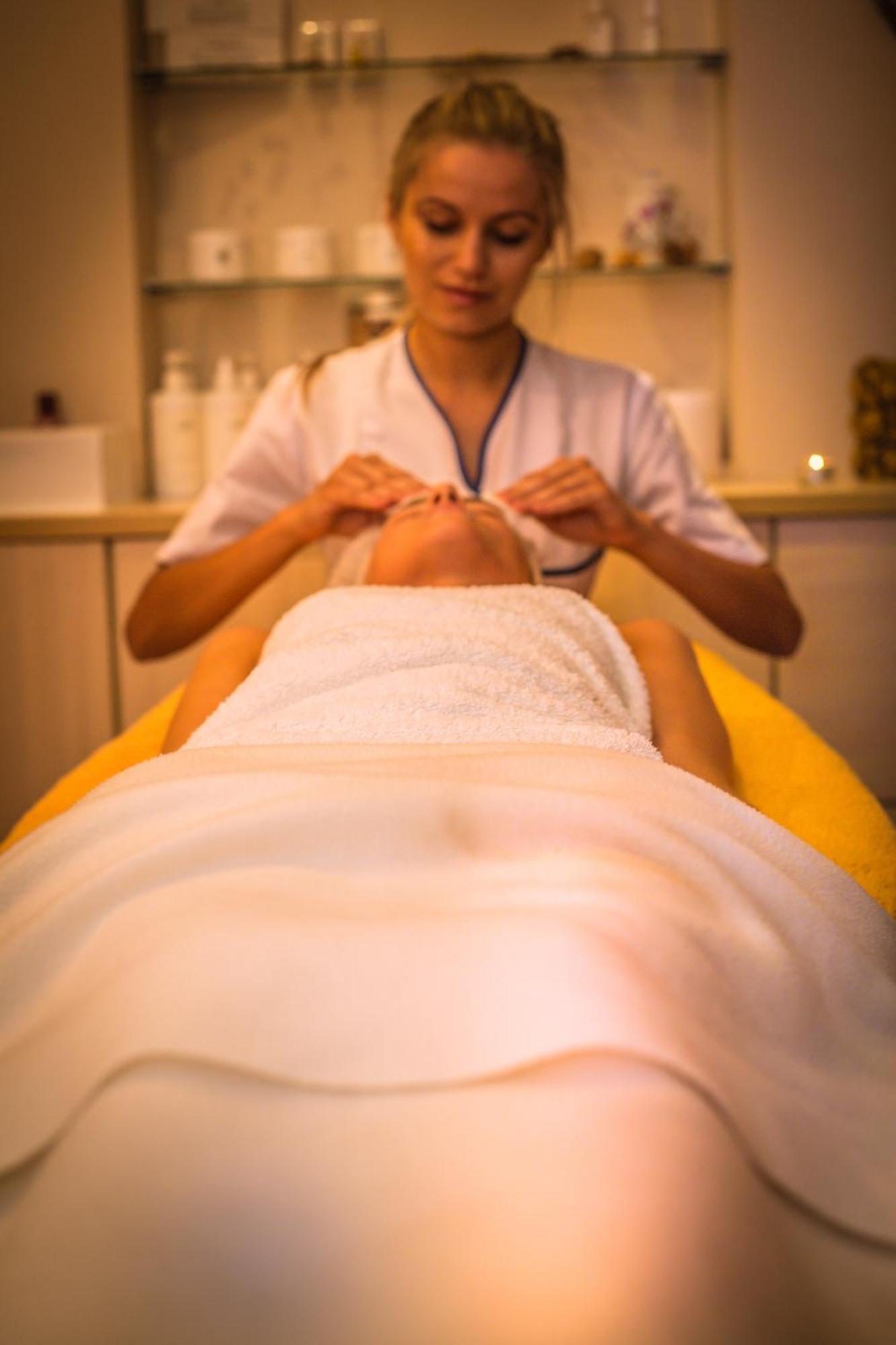 Villa Verdi Pleasure & Spa Леба Экстерьер фото